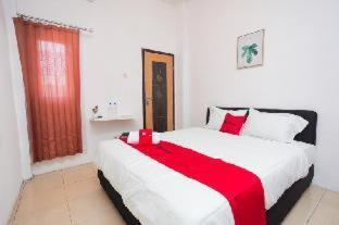 Reddoorz Near Plaza Araya Malang Hotel Blimbing  Room photo